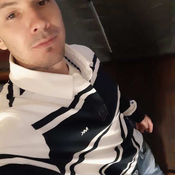 Meet your Posher, Manuel - Picture 1 of 1